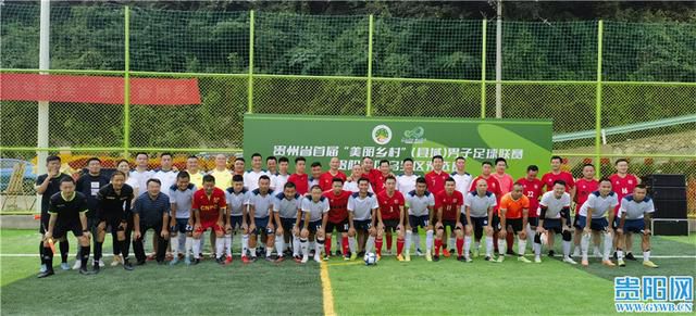 今日焦点战预告16:45 澳超赛场 悉尼FC VS 惠灵顿凤凰 惠灵顿凤凰强势出击能否在客场全身而退？01:30 意甲赛事 那不勒斯 VS 蒙扎 那不勒斯欲在主场迎来反弹重返欧战区!02:45 葡超赛场 本菲卡 VS 法马利卡奥 本菲卡对榜首之位虎视眈眈，法马利卡奥客场之旅恐难以全身而退？03:45 意甲赛事 热那亚 VS 国际米兰 国米已连续多场赛事保持不败，火“热”势头欲继续延续？ 事件那不勒斯后卫纳坦肩膀脱臼，马扎里：队医说他将缺席一个半月那不勒斯主帅马扎里称，后卫纳坦因肩膀脱臼将缺席一个半月时间。